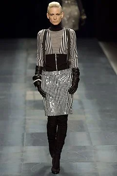 Look 12